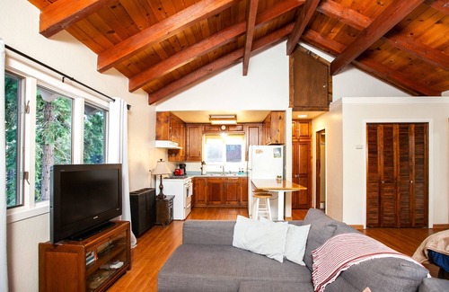 Tahoma House | This house is a 4 bedroom(s), 3 bathrooms, located in Tahoma, CA.