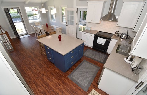 Narragansett Pier House | This house is a 4 bedroom(s), 2 bathrooms, located in Narragansett, RI.