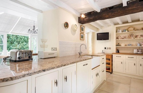 Winkleigh House | This house is a 6 bedroom(s), 5 bathrooms, located in Beaford, North Devon.