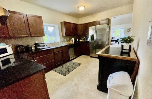 Haller Lake House | This house is a 6 bedroom(s), 2 bathrooms, located in Seattle, WA.