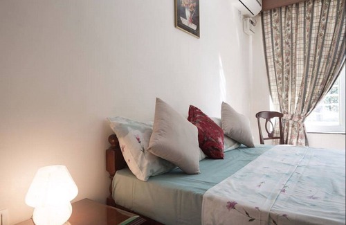 Aguada Fort Area Apartment | This is a fully air conditioned and furnished two bedroom apartment in Candolim