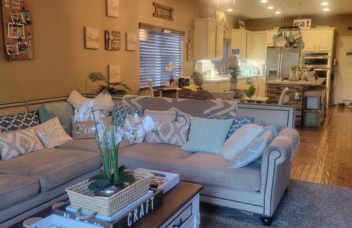 Temecula House | This is a fully furnished spacious bedroom on 1st level floor, all inclusive!