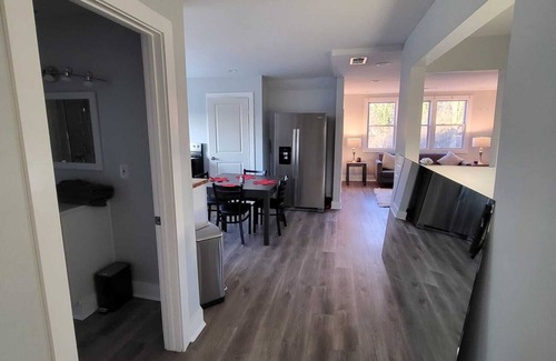 Hillsboro West End House | This is a great Location, amazing Sunsets. Restaurants and coffee shops .this