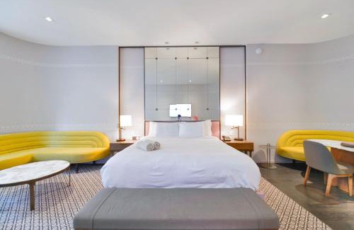 Brickell Apartment | This King Suite Will Make Real All Your Dreams
