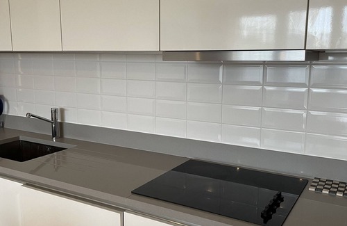 Harrow Apartment | This luxury one bedroom apartment is located in the heart of the city.