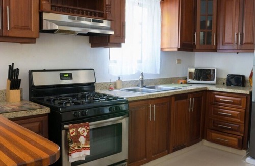 El Cortecito Condo | This Oasis is waiting for YOU!!! Rosa Hermosa F101 2/2 Cable WIFI Smart TVs