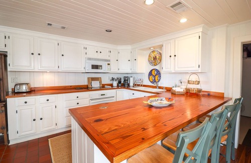 Tybee Island House | This original Tybee Cottage that has been lovingly restored is directly oceanfront!