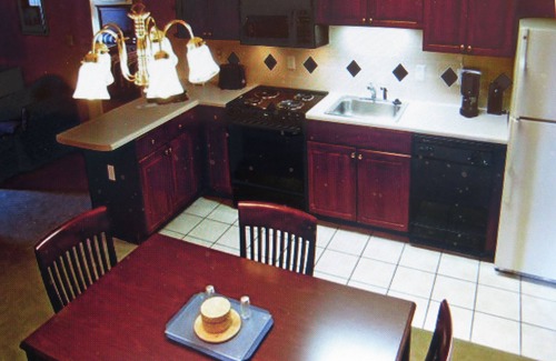 McGaheysville Condo | This property is a Condo unit at a popular (4 season) Resort in Virginia