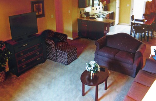 McGaheysville Condo | This property is a Condo unit at a popular (4 season) Resort in Virginia
