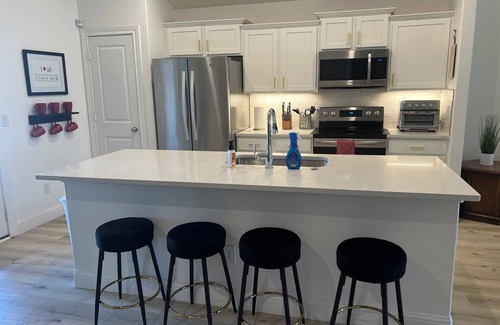 Lubbock House | This space is perfect for game day weekends, family visits, and long term stays.