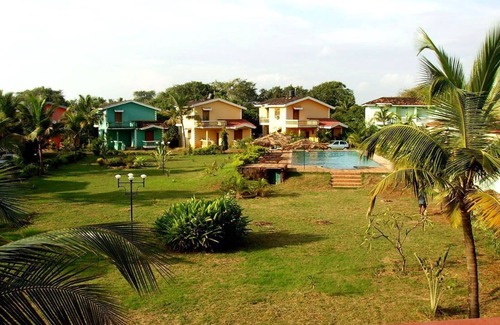 Varca Villa | This spacious 3 bedroom villa is only 300m from the very beautiful Varca beach