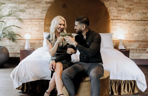 Stratford House | This spacious flat is by far the most romantic suite in Hotel Julie—perfect for lovers.