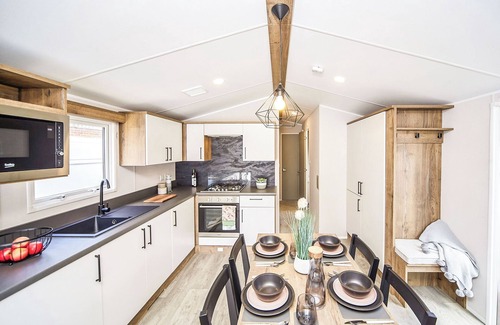 Guisborough House | This stunning holiday home with a double bedroom and en suite W.