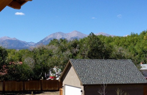 Salida House | This townhouse is a 3 bedroom(s), 2.5 bathrooms, located in Salida, CO.
