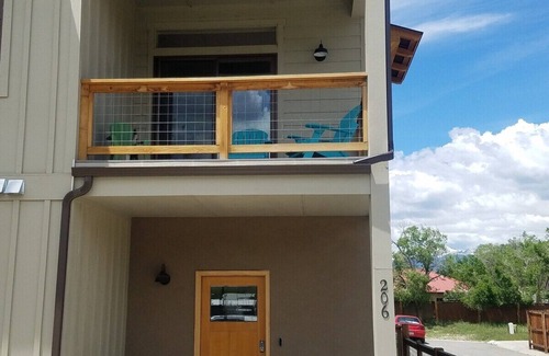 Salida House | This townhouse is a 3 bedroom(s), 2.5 bathrooms, located in Salida, CO.