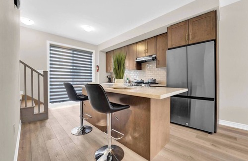 Cambridge House | This townhouse is a 3 bedroom(s), 1.5 bathrooms, located in Cambridge, ON.