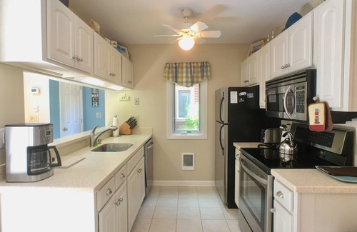Brewster Condo | This wonderful Billington features 2 bedrooms and an open loft, as well as a remodeled kitchen.