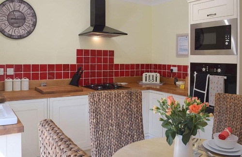 Galston House | Thistle Cottage