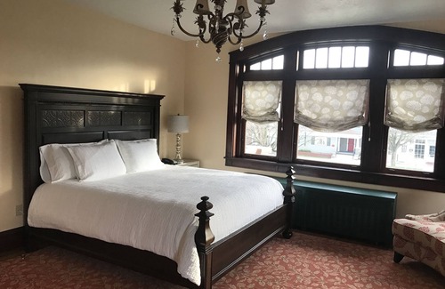 Ligonier Hotel | Thistledown At Seger House