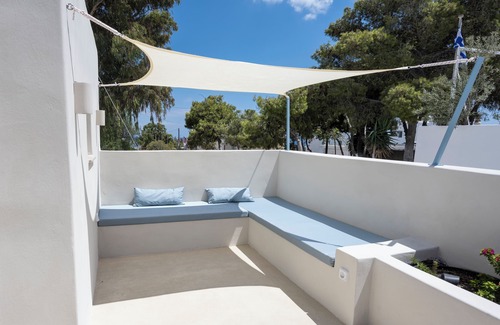 Kamari Villa | Tholaki Luxury home in Kamari with pool and jacuzzi - 5 min from the beach!