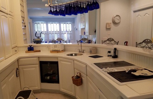 Birdsnest House | Thomas Inn Q 6 miles from Cape Charles - double room