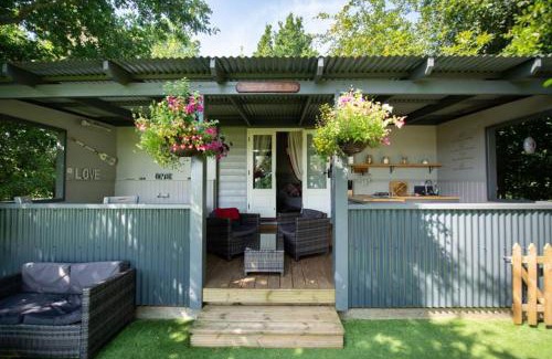 Thetford Cabin | Thompson Hall Retreat