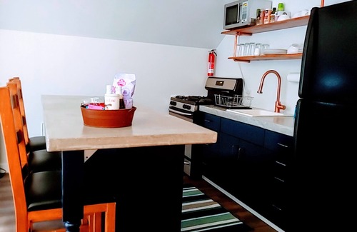 Hurricane Apartment | Thompson's Top Floor