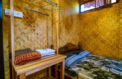 Sea View Ward House | Thoms Beach Homestay