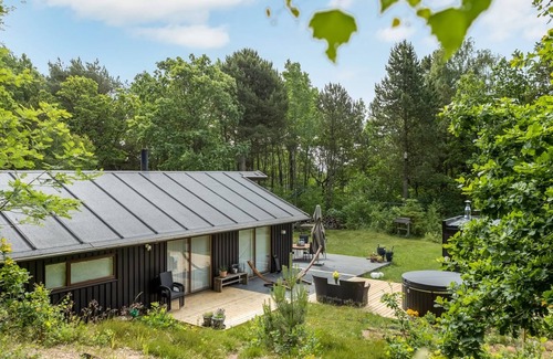 Nordost House | "Thorine" - 750m from the sea by Interhome