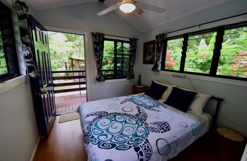 Thornton Beach Hotel | Thornton Beach Bungalows