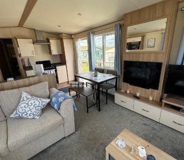 Flamborough House | Thornwick Bay Holiday Village - Holiday Accommodation 20166