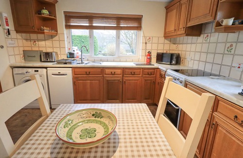 Chapel Stile Cottage | THRANG VIEW, pet friendly, with open fire in Langdale