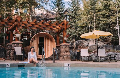 Canmore House | Three Bears Hydeaway at Stoneridge