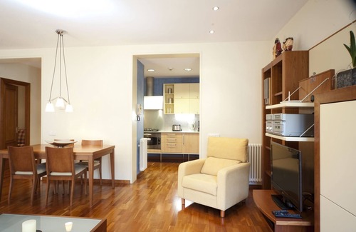 Eixample Apartment | Three bedroom apartment Ronda Universitat - You Stylish