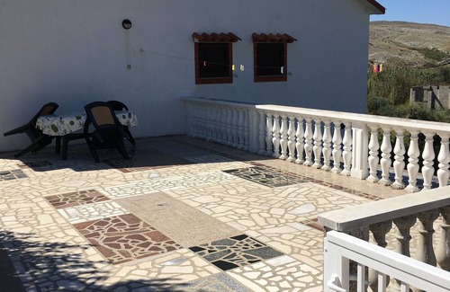 Vlasici Apartment | Three bedroom apartment with terrace Vlašići, Pag (A-4140-a)