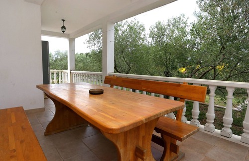 Drace Apartment | Three bedroom apartment with terrace Drače, Pelješac (A-10127-a)
