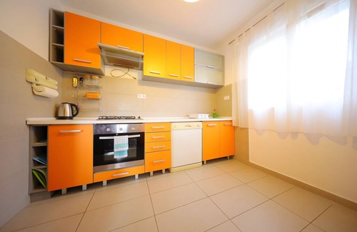 Molat Apartment | Three bedroom apartment with terrace and sea view Molat (A-18433-a)