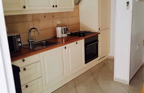 Postira Apartment | Three bedroom apartment with terrace Postira, Brač (A-14822-a)