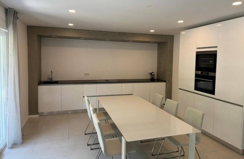 Trogir Apartment | Three bedroom apartment with balcony Trogir (A-23948-a)