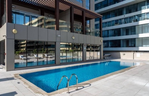 Al Mankhool Apartment | Three Bedroom Apartment Near Sharaf Dg Metro By ER