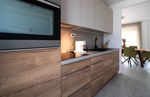 Sezana Apartment | Three Bedroom Apartment with Balcony in Karst