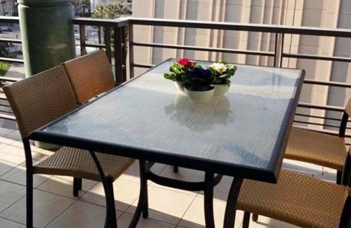 Quartier du Port Apartment | Three bedroom apartment with 2 bathrooms. On the 7th floor. Terrace!