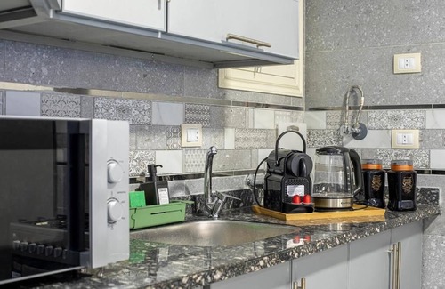 Bab Sharqi Apartment | Three-Bedroom Deluxe Apartment With Sea View