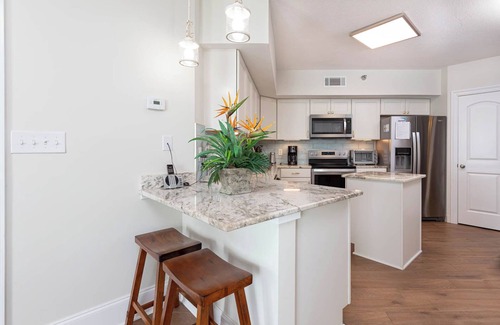 Orange Beach Condo | Three Bedroom ~ GULF FRONT ~ Bluewater Condominiums