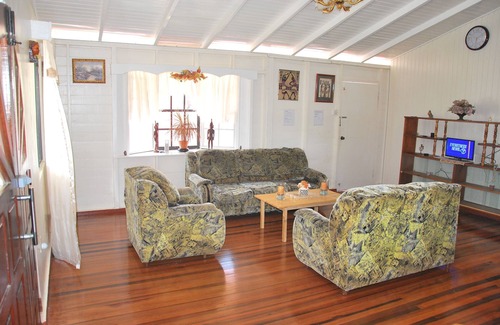 Georgetown Apartment | Three Bedroom Holiday Accommodation