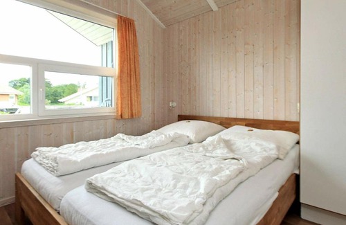 Norderteil House | Three-Bedroom Holiday home in Otterndorf 6