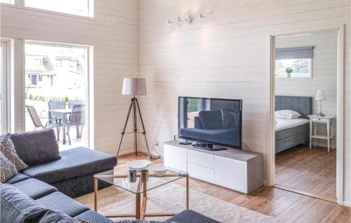 Kopingsvik House | Three-Bedroom Holiday Home In Kopingsvik