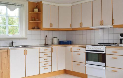 Storlinge House | Three-Bedroom Holiday Home In Borgholm