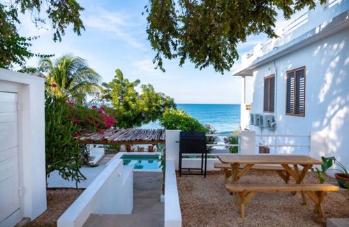 Treasure Beach Villa | Three Bedroom Oceanfront Ecoluxe Haven in Treasure Beach Jamaica