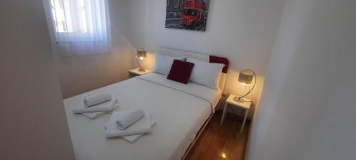 Sveti Stefan Apartment | Three bedrooms family apartment with sea view Sveti Stefan